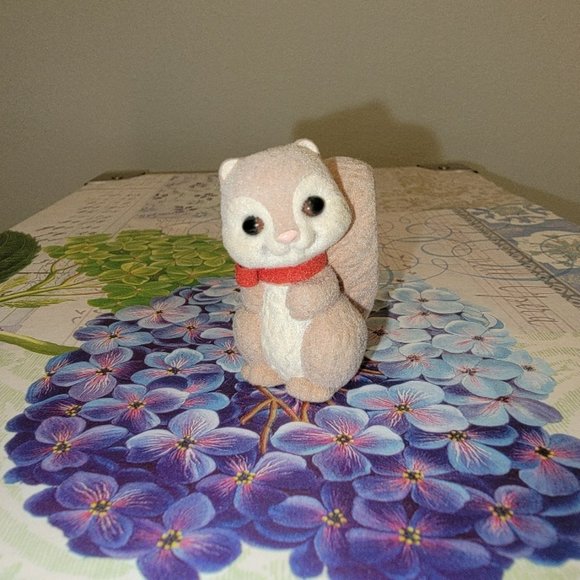 Hallmark Other - Hallmark Merry Miniature Gentle Pal Squirrel 1992